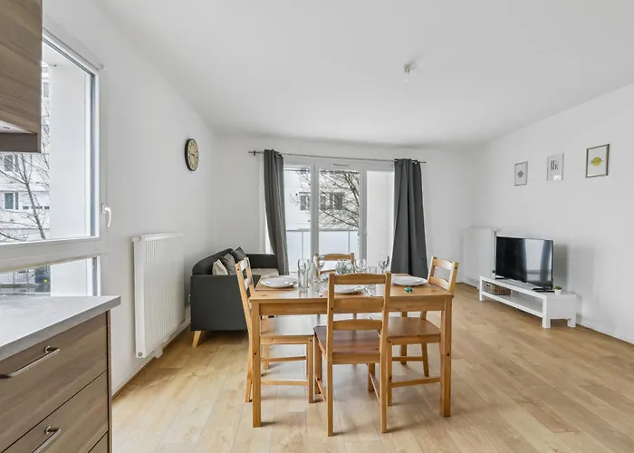 Chic Apart With Terace And Parking