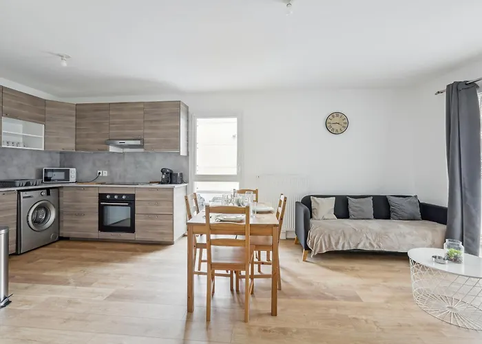 Chic Apart With Terace And Parking Appartamento *