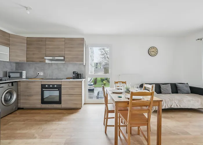 Chic Apart With Terace And Parking Appartamento Rouen